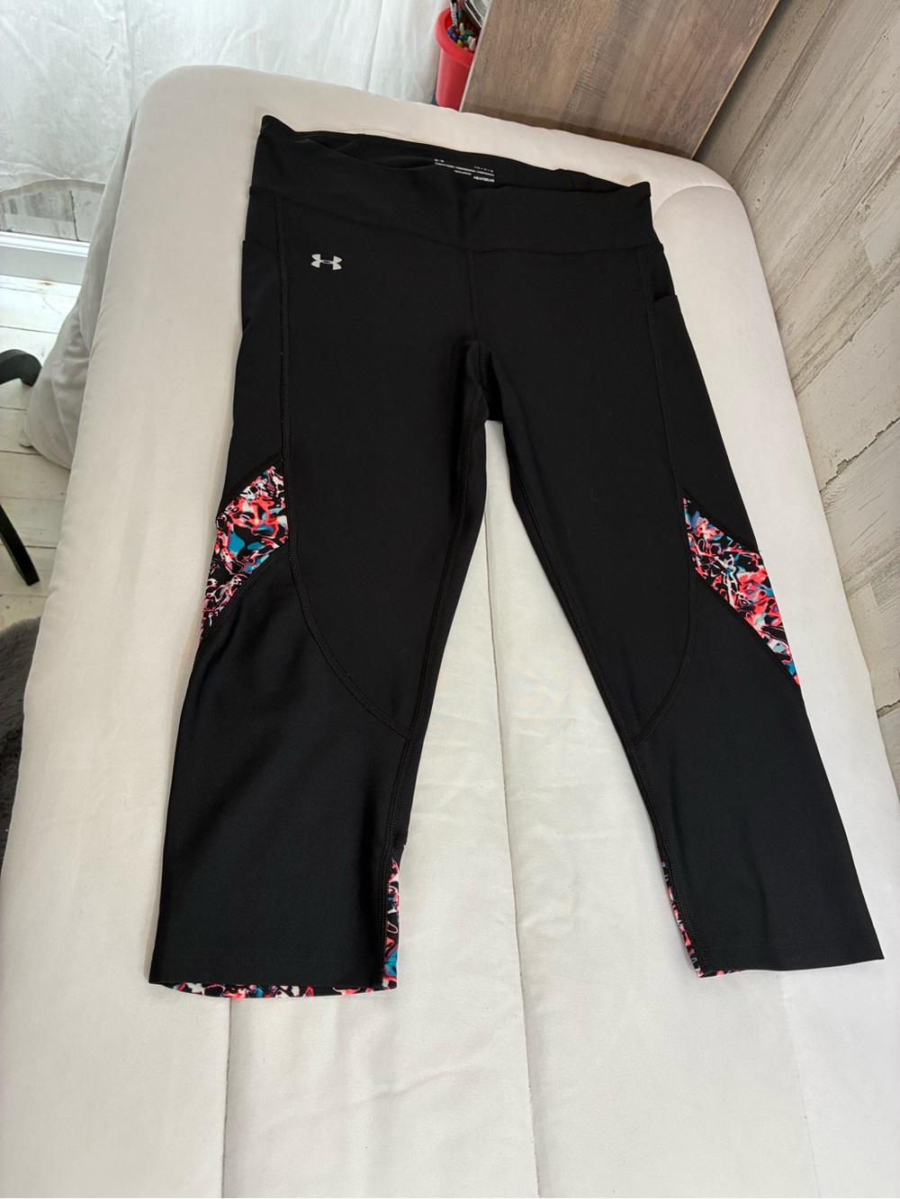 LG Black Capri Leggings with Multicolor Floral Panels